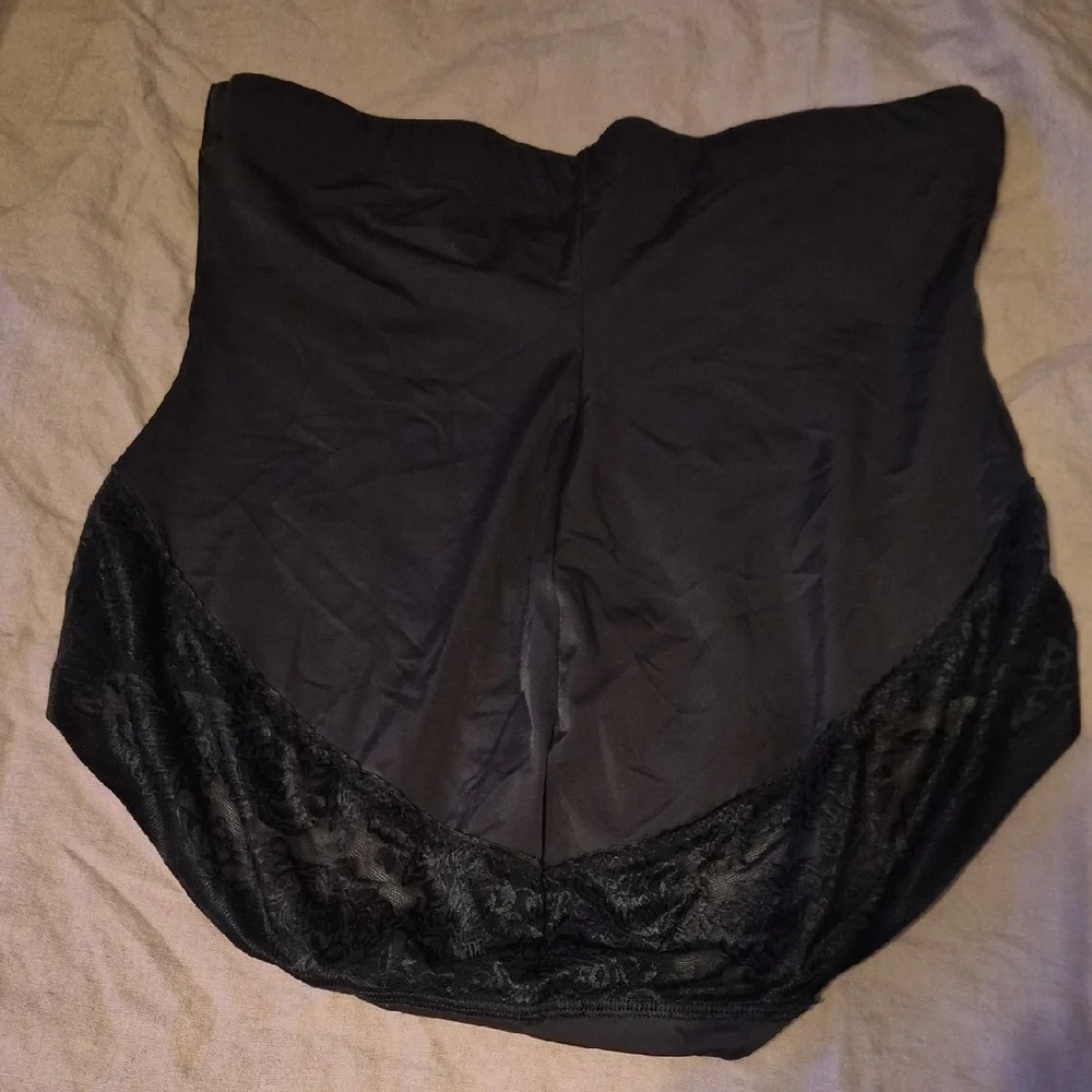 Maidenform Black Lace Shapewear